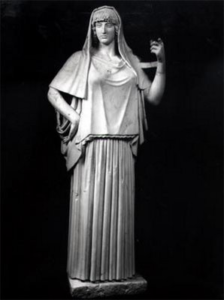 estatua_de_hestia_2